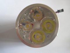 濟南哪里的LED電動車摩托車通用12W大燈12V-85V通用價格便宜？-- 濟南天眾玖商貿有限公司