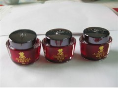 香港靚嘉麗中草藥祛斑三合一，靚嘉麗美白升級第二代，中藥精華-- 廣西南寧市護膚精品化妝品公司銷售部