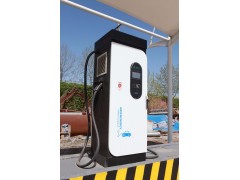 魯能智能電動(dòng)汽車充電樁60kW一體化充電機(jī)電動(dòng)車充電器-- 山東魯能智能技術(shù)有限公司