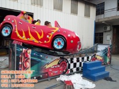 新型彎月飛車，豫星給您不一樣的感覺，質優價廉,服務一流-- 滎陽市豫星游樂設備廠