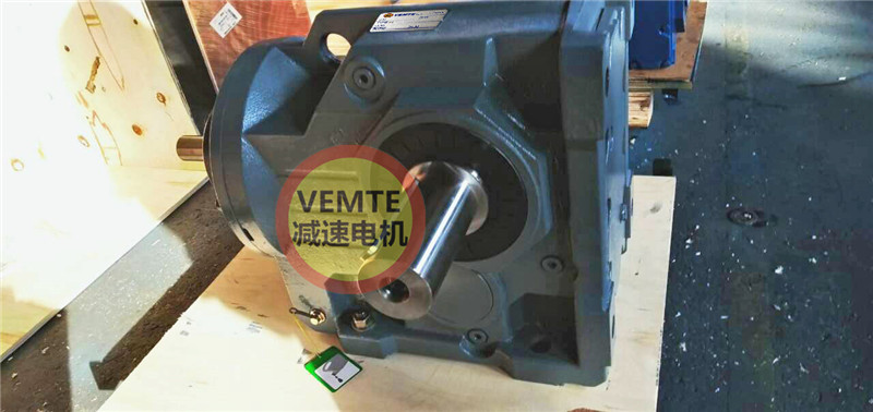 K67RF37DRE80M4轉(zhuǎn)角減速機帶電機一體式-- 成都世樂益民環(huán)保科技有限公司