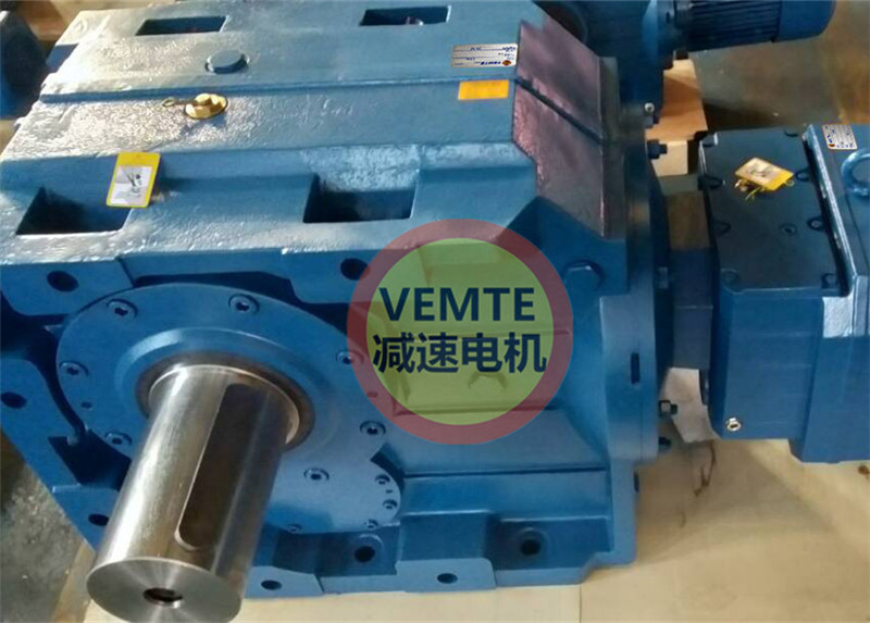 K97RF57DRE112M4轉(zhuǎn)角錐齒輪減速機帶電機一體式-- 成都世樂益民環(huán)保科技有限公司