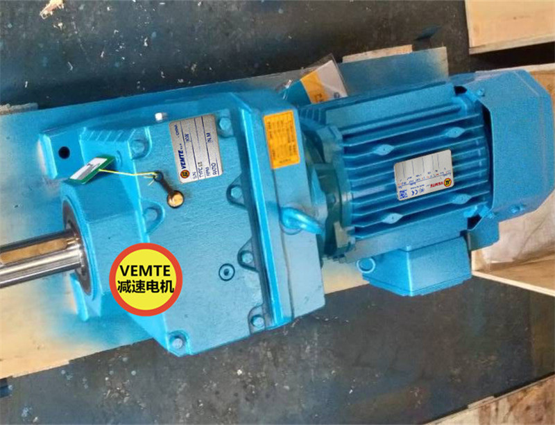 R97RF57YVP90M4臥式斜齒輪減速機配電機-- 桂林卓雄環保科技有限公司